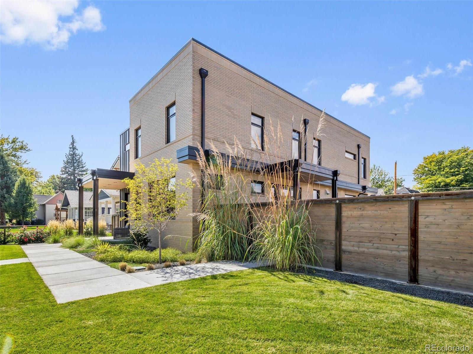 4387 Winona Court