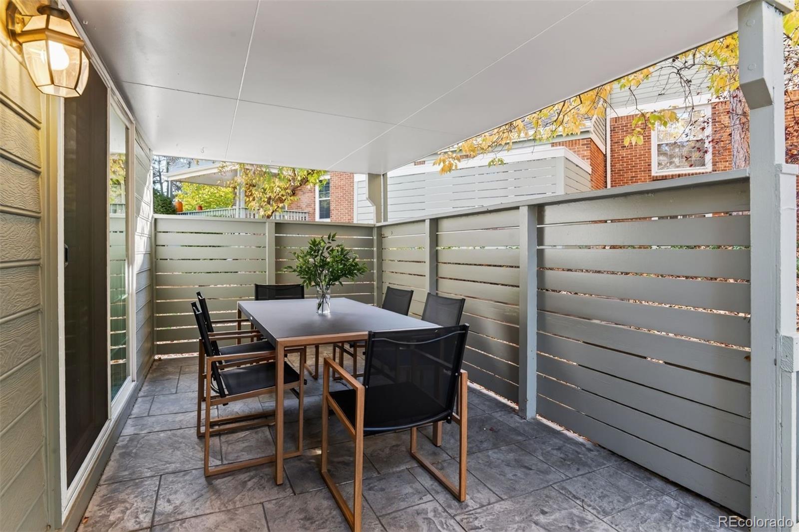 7190 S Poplar Court