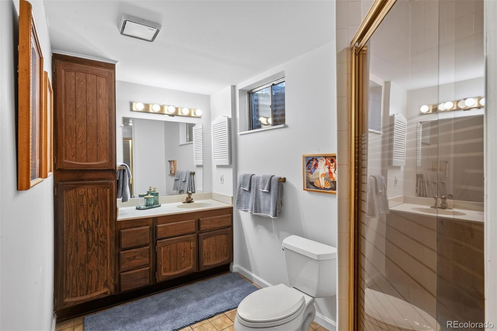 7190 S Poplar Court