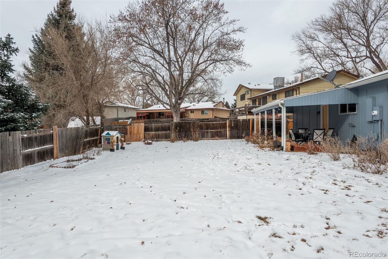 324 E 112th Drive