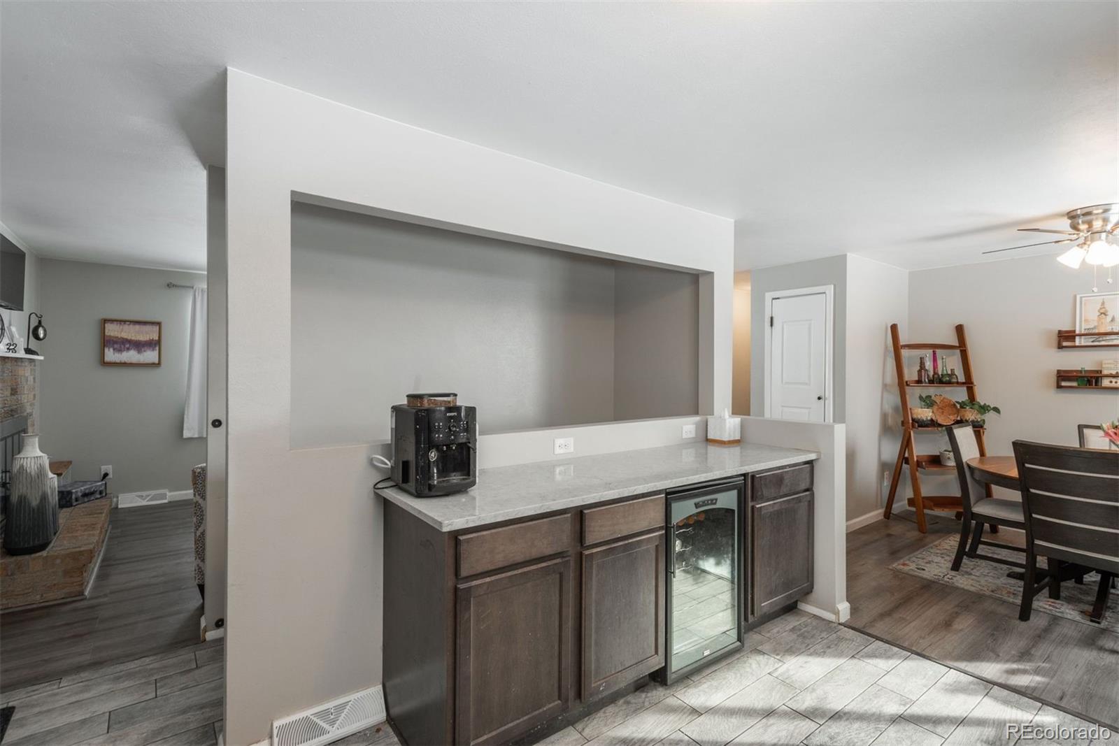 324 E 112th Drive
