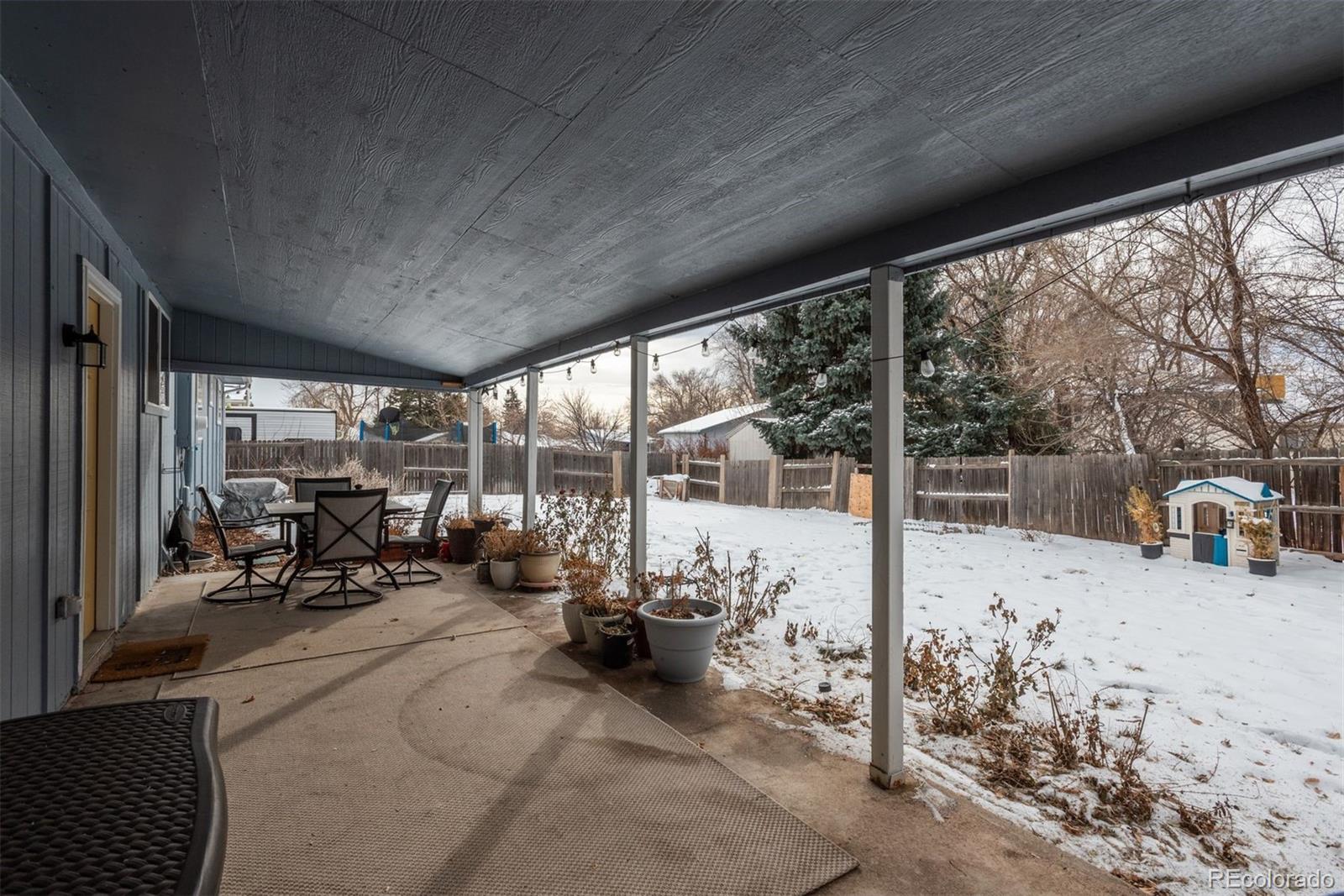 324 E 112th Drive