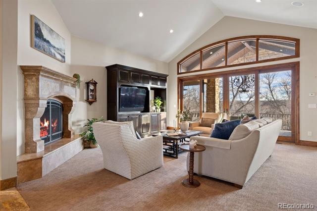 6020 S Race Court