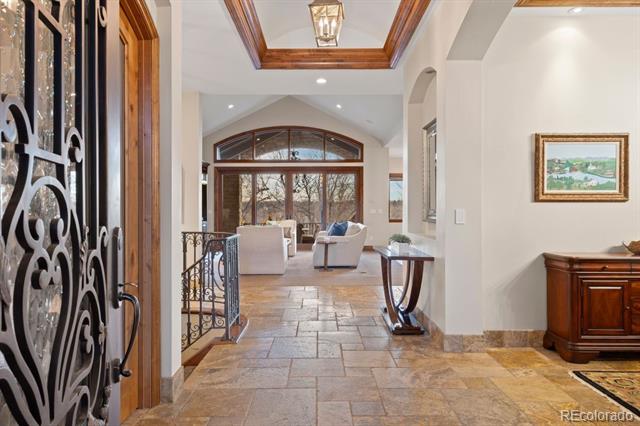 6020 S Race Court