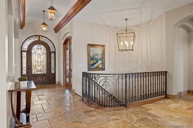6020 S Race Court