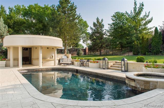 52 Sedgwick Drive