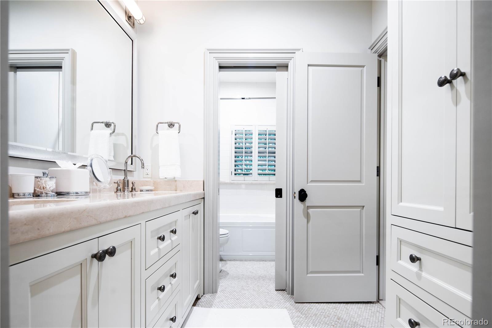 145 N Humboldt Street