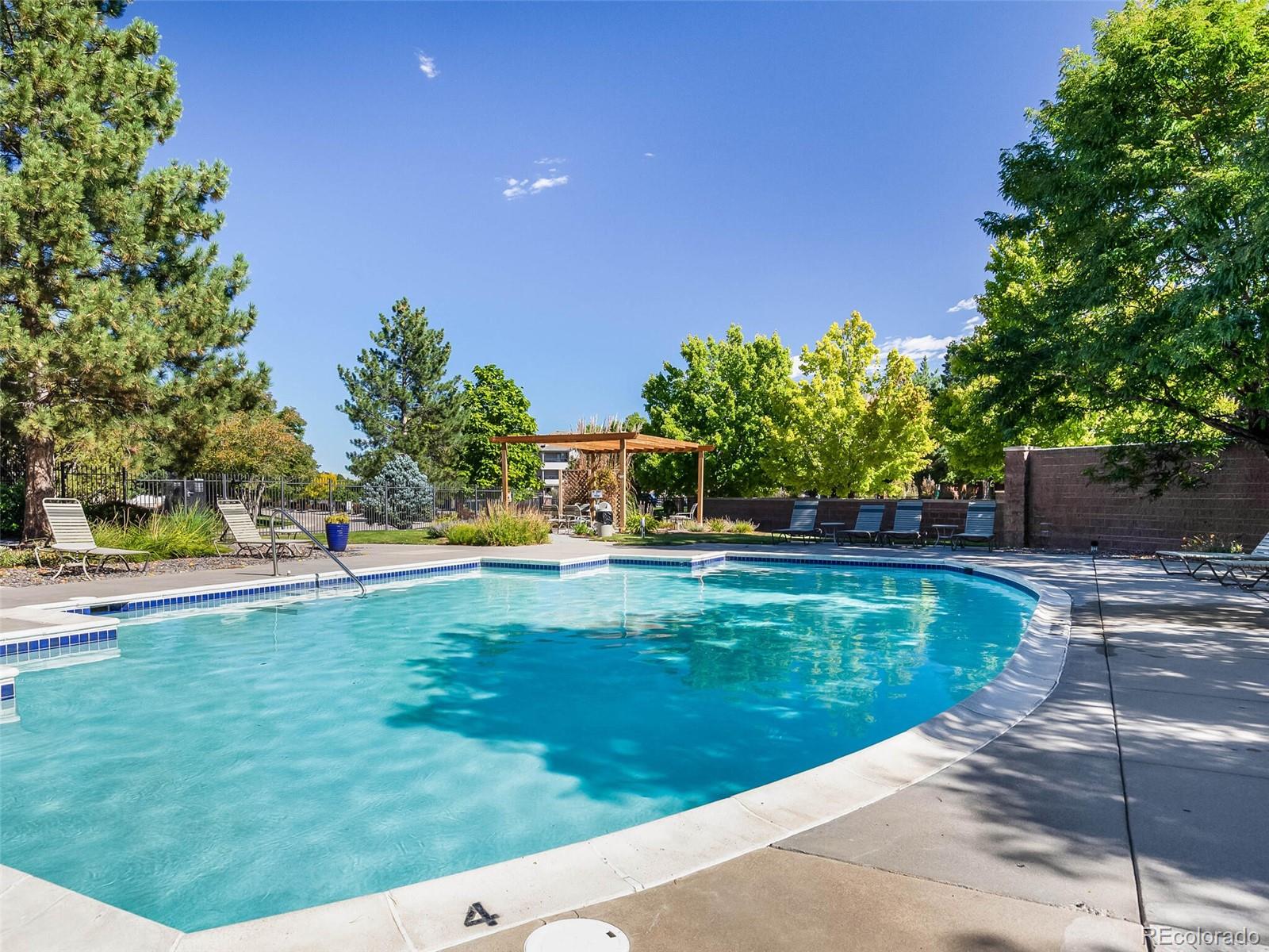 1011 S Valentia Street Unit: 147