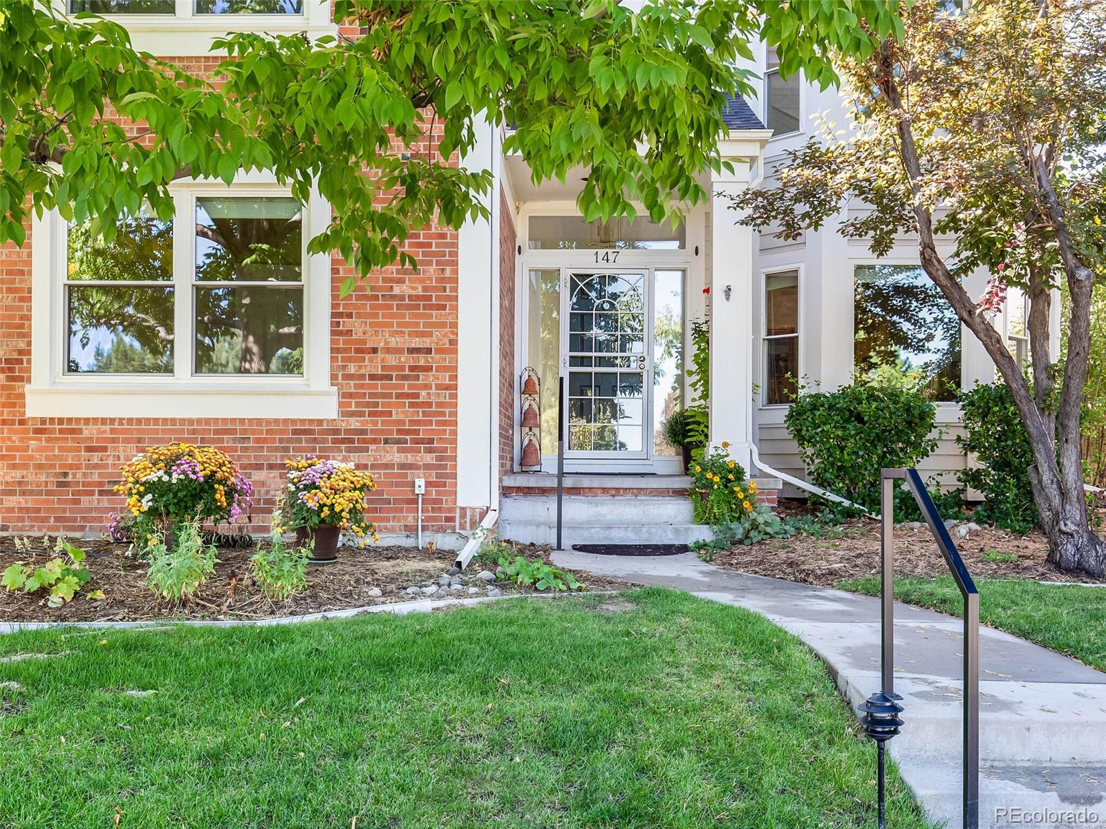 1011 S Valentia Street Unit: 147