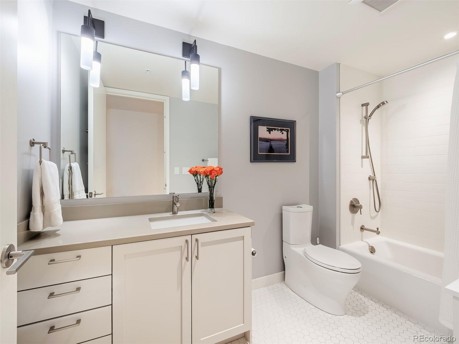 1750 Wewatta Street Unit: 1204