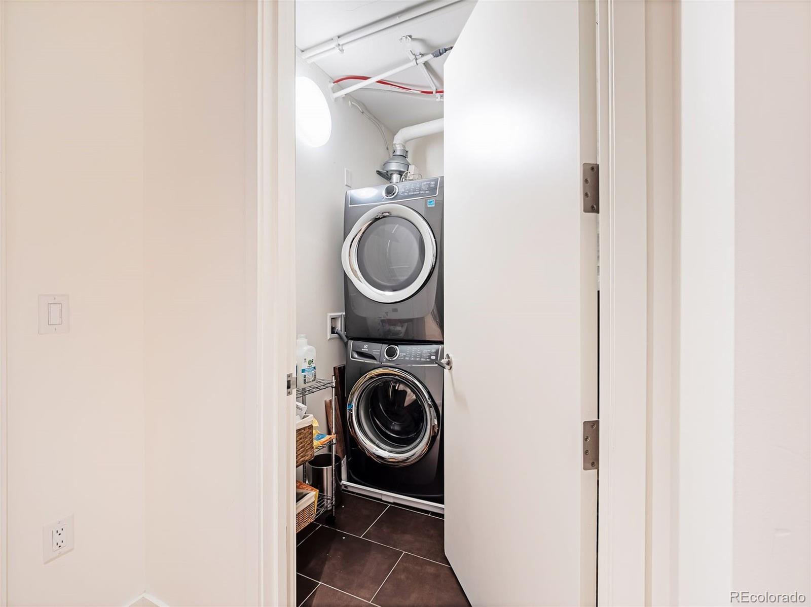 1750 Wewatta Street Unit: 1204