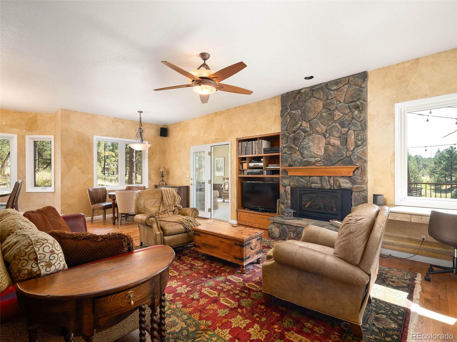 9081 Piney Creek Road