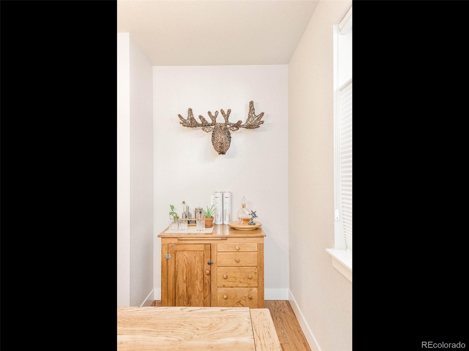 13725 Shoshone Lane