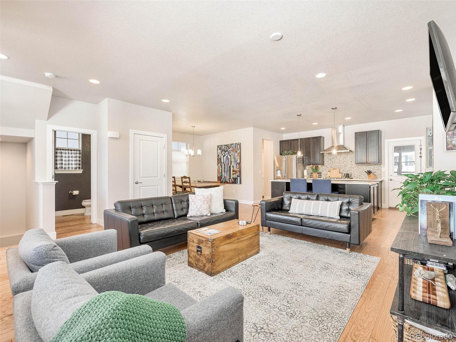 13725 Shoshone Lane
