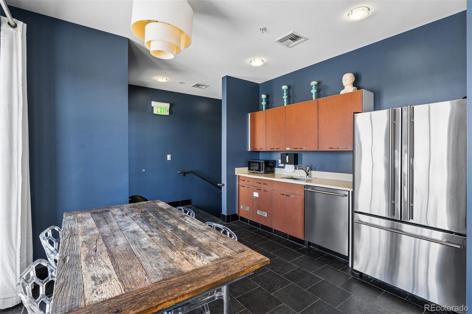 410 Acoma Street Unit: 305
