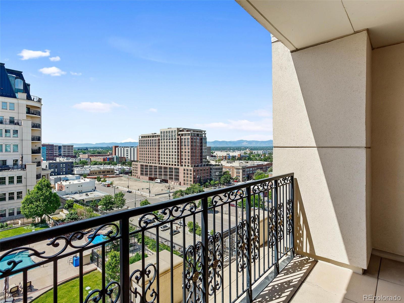 975 N Lincoln Street Unit: 9D-N