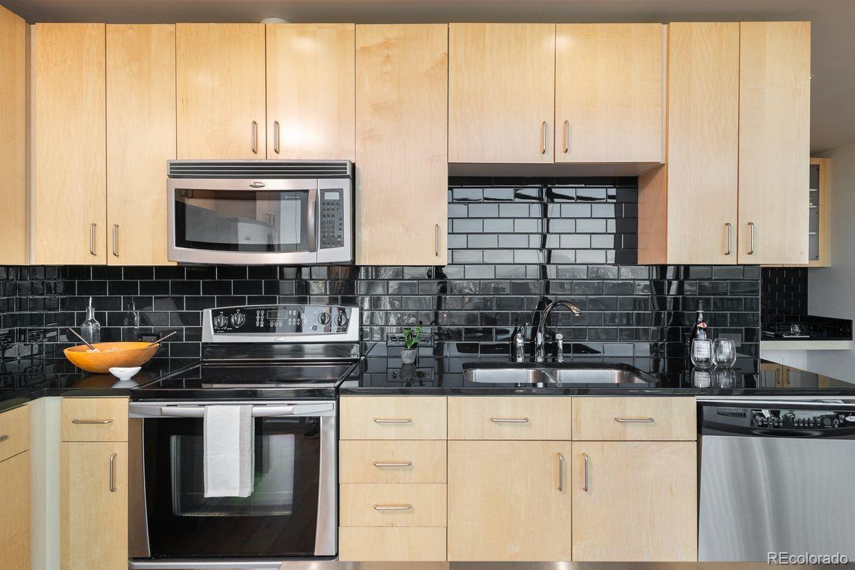 1700 Bassett Street Unit: 1906