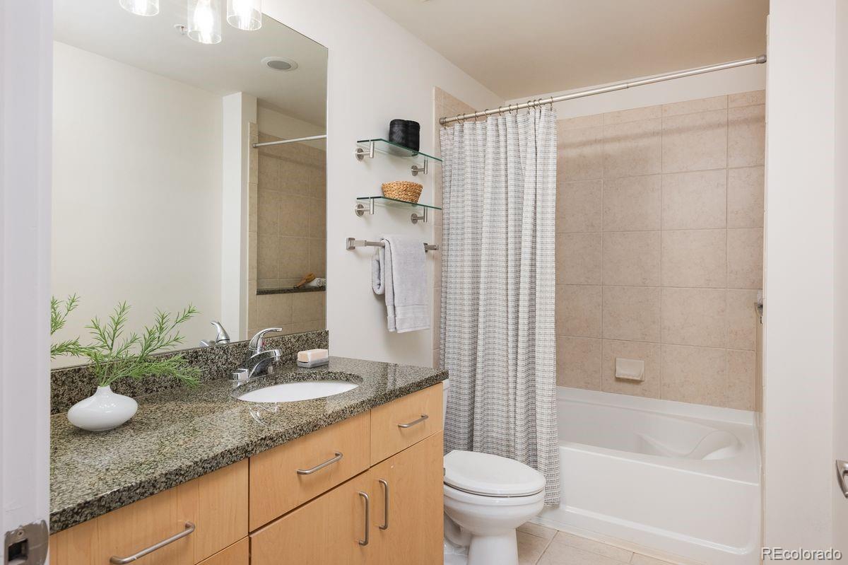 1700 Bassett Street Unit: 1906
