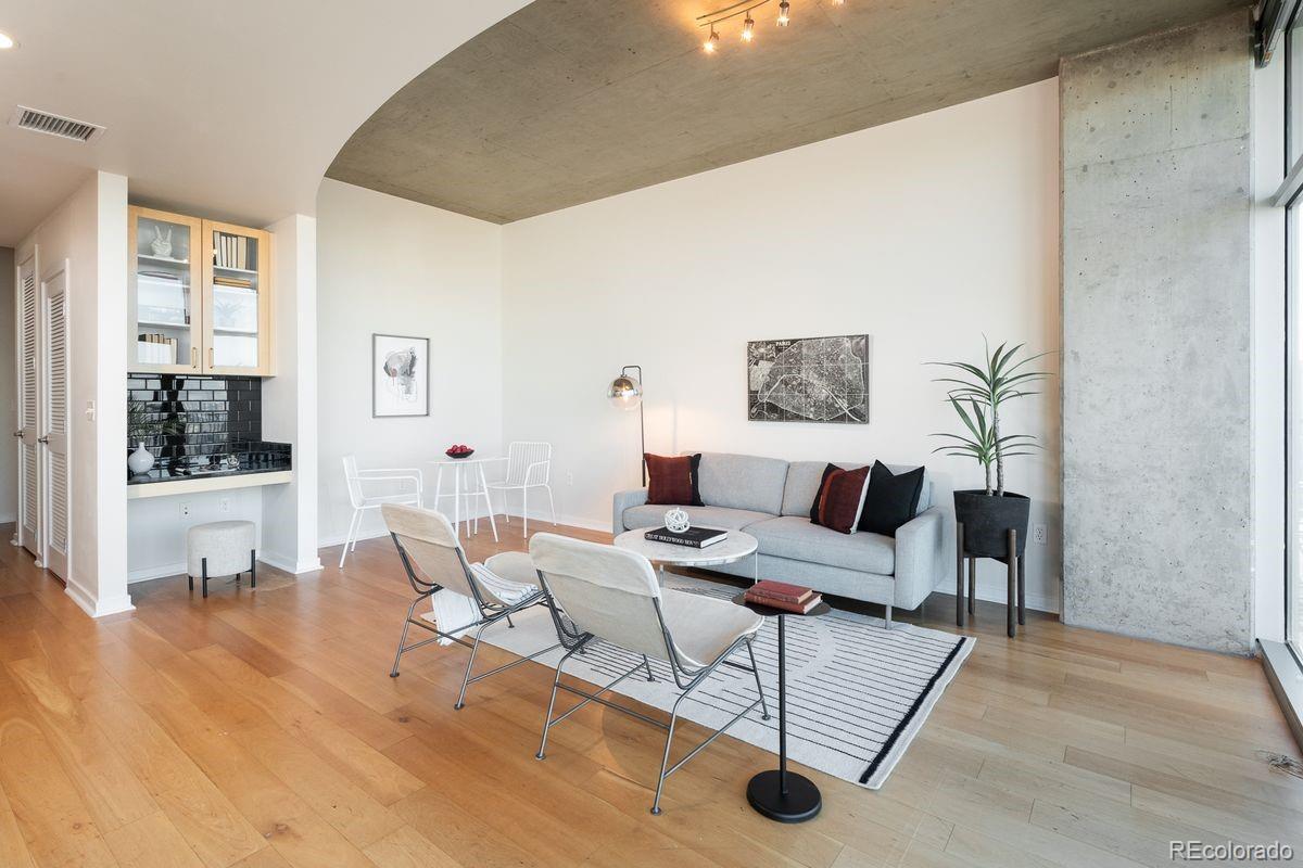 1700 Bassett Street Unit: 1906