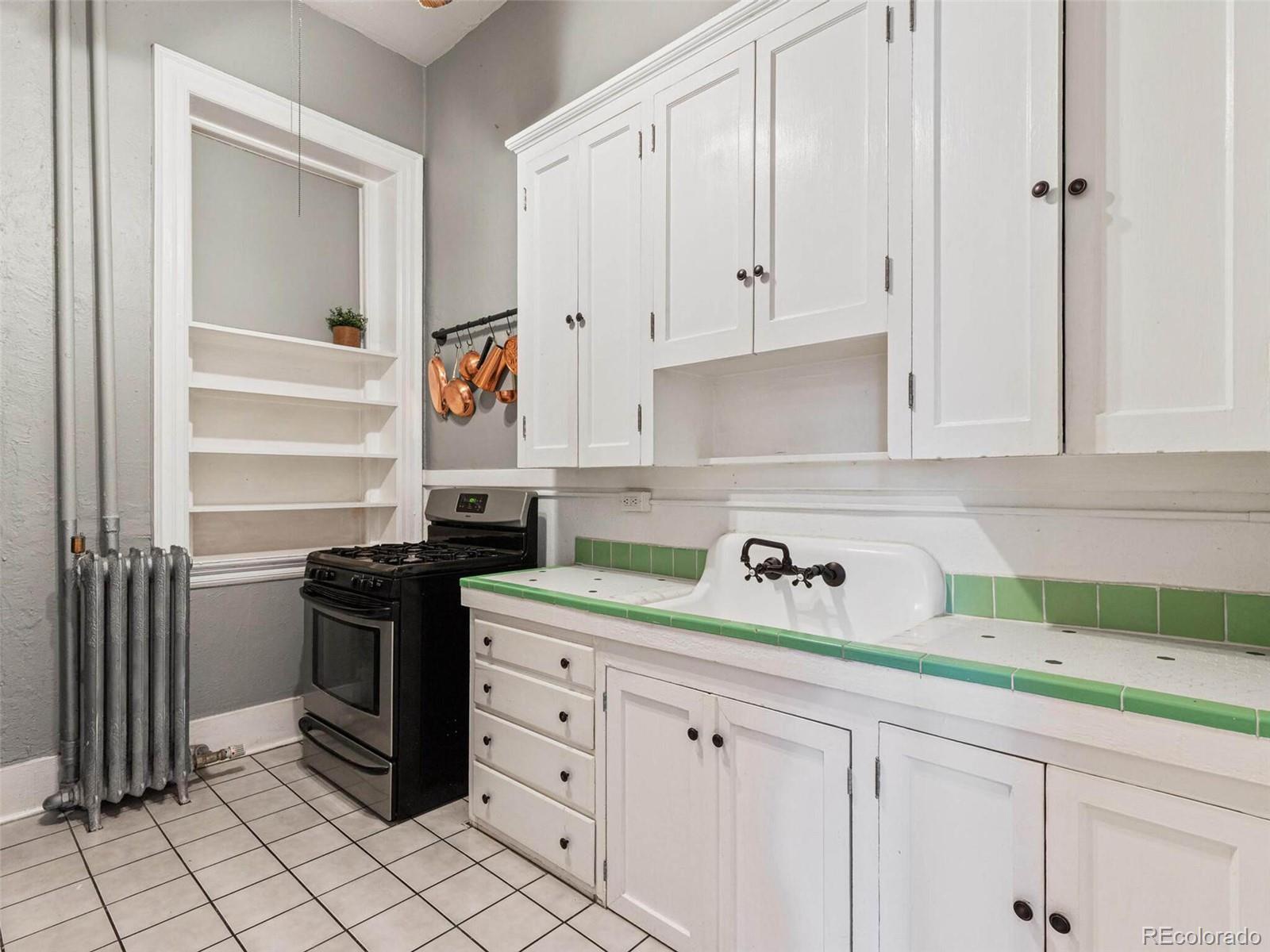 1421 N Pennsylvania Street Unit: 24