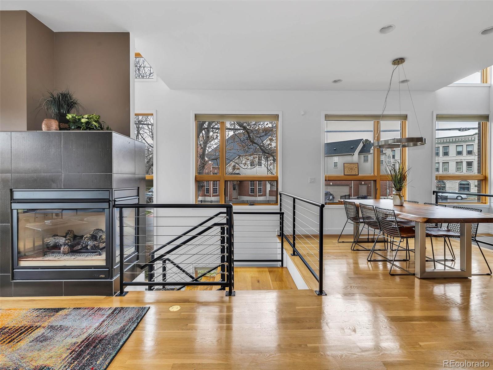 2462 Tremont Place