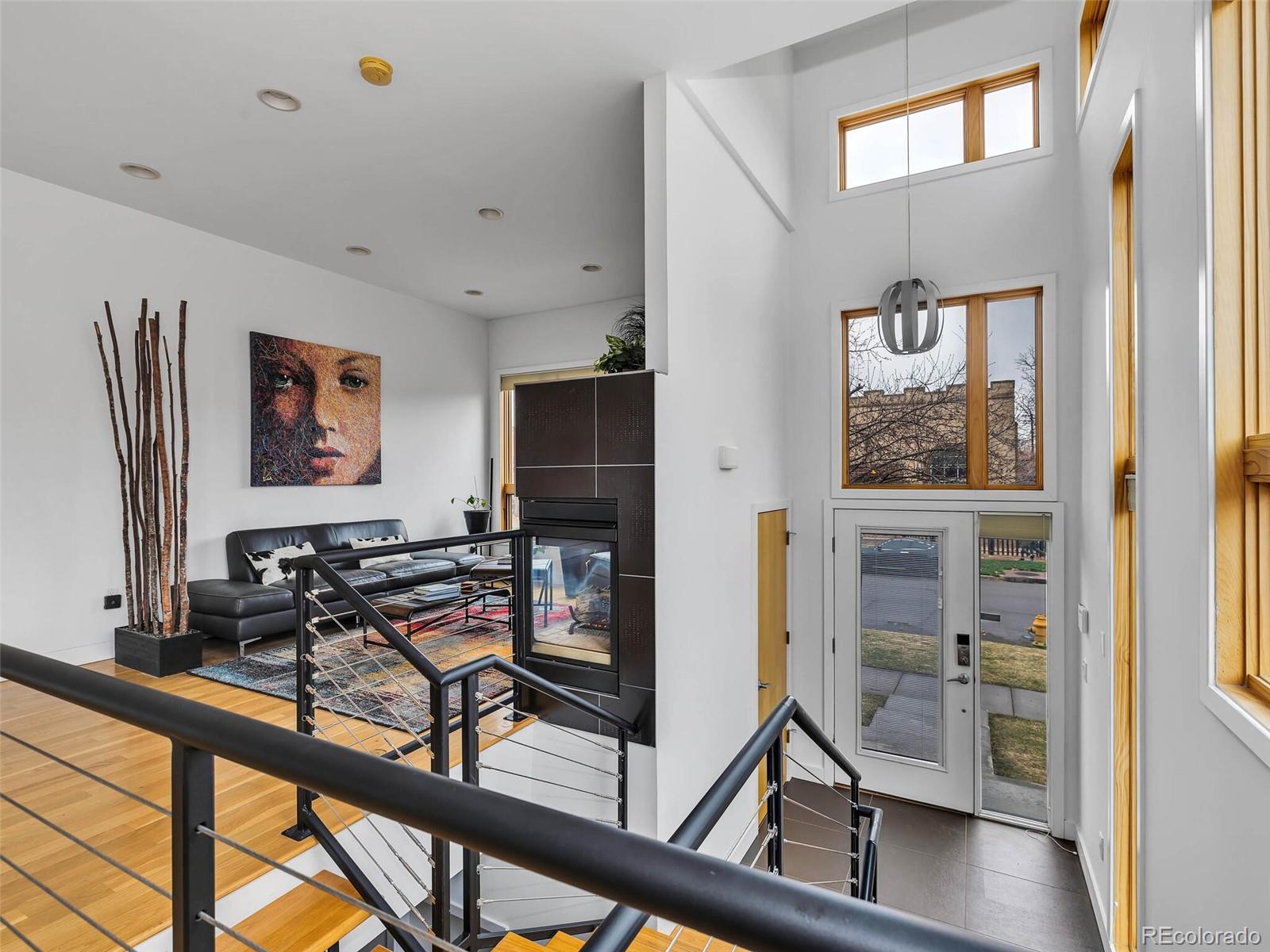 2462 Tremont Place