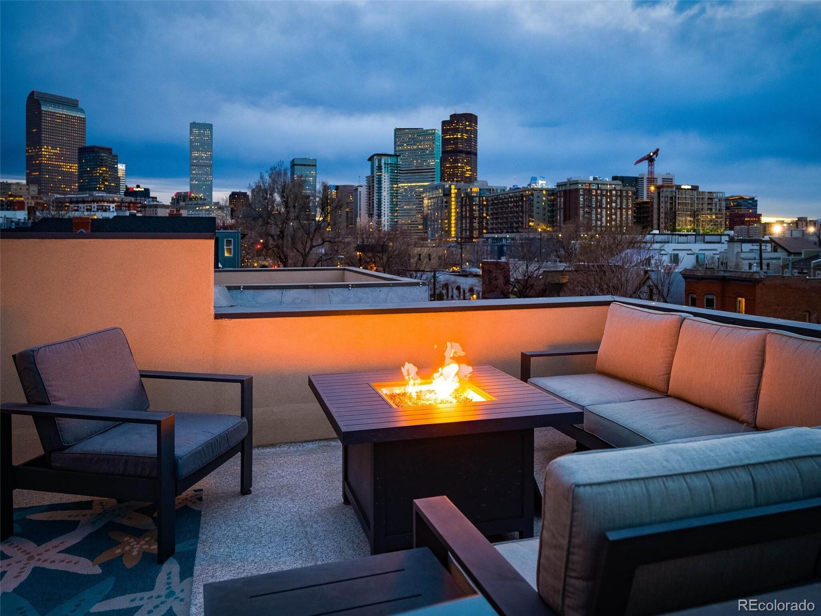 2462 Tremont Place