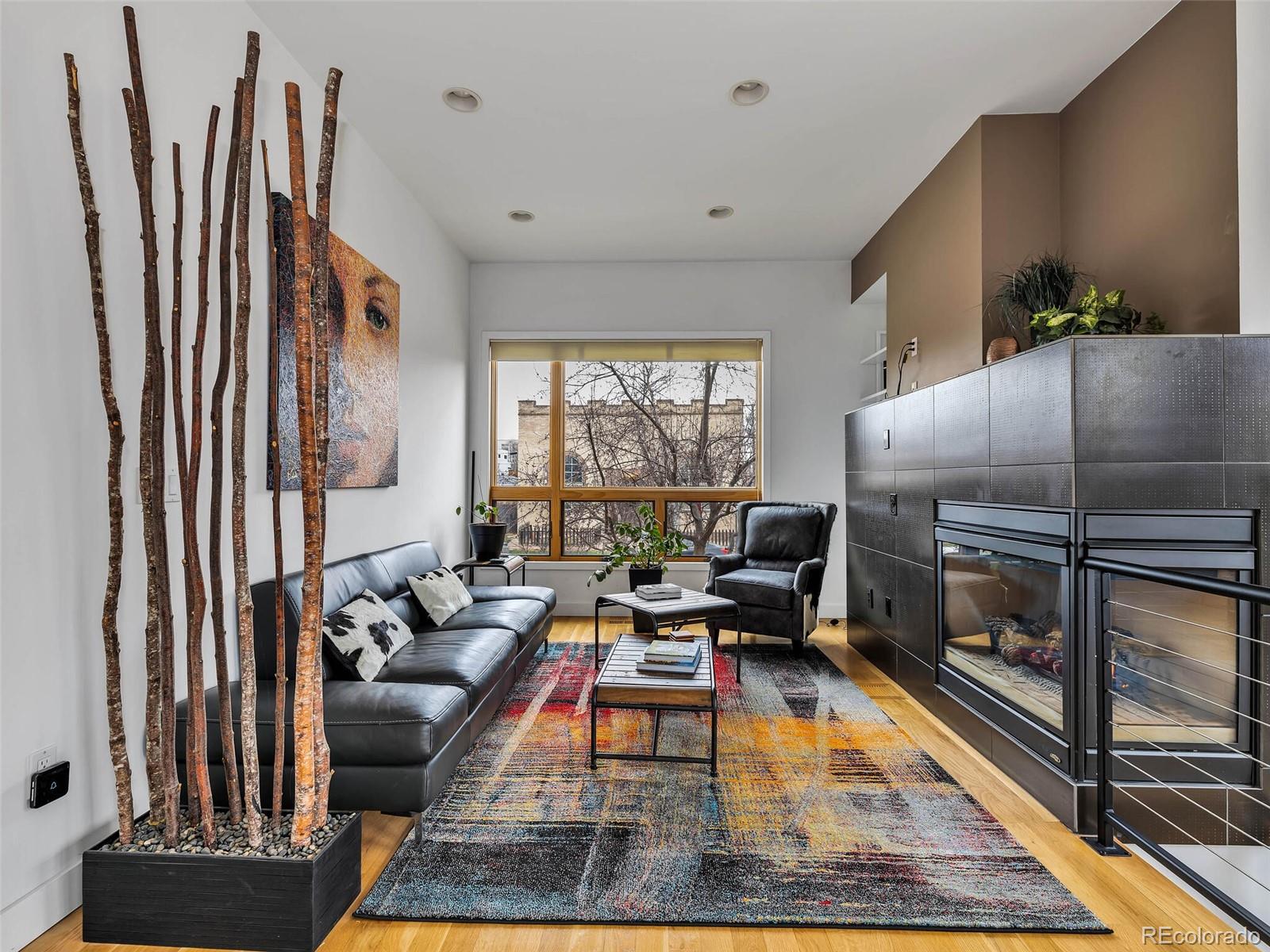 2462 Tremont Place