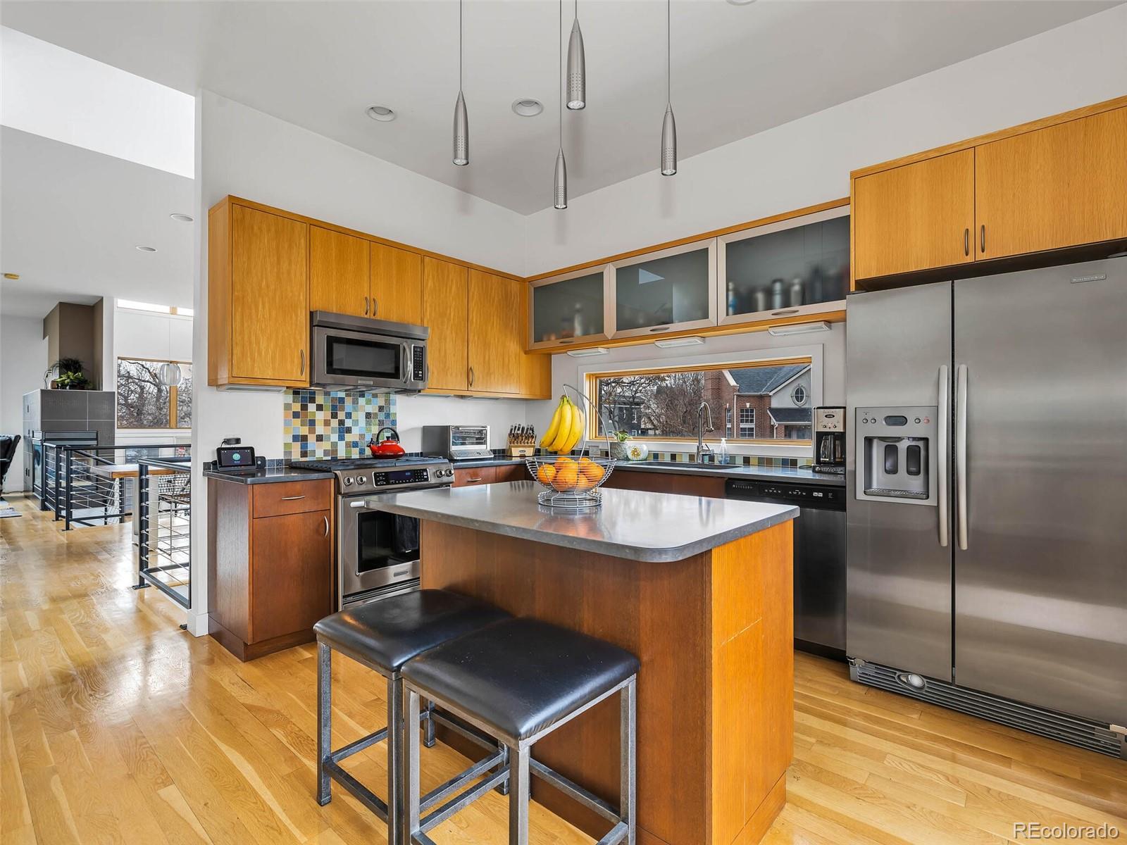 2462 Tremont Place