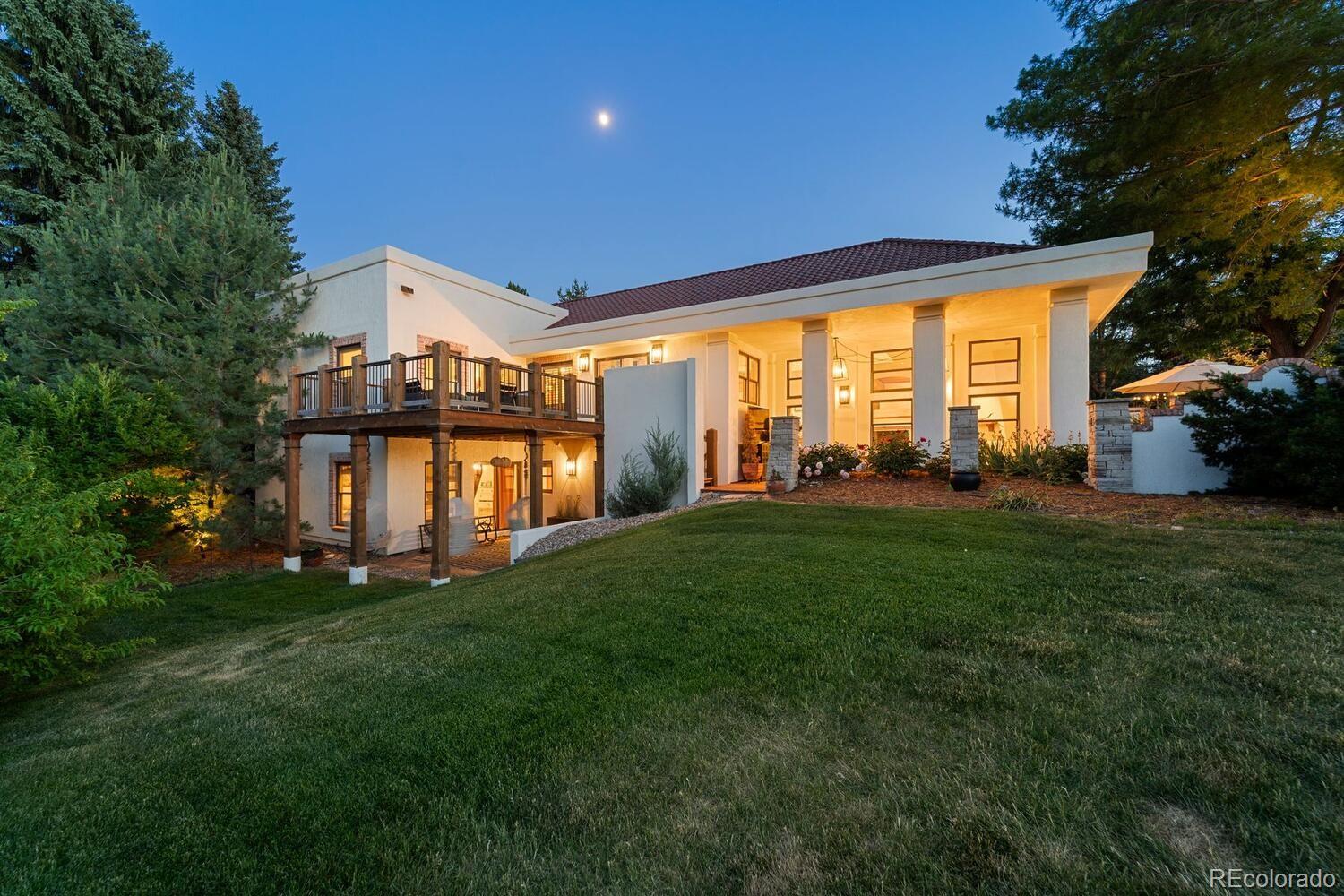 11 Carriage Lane