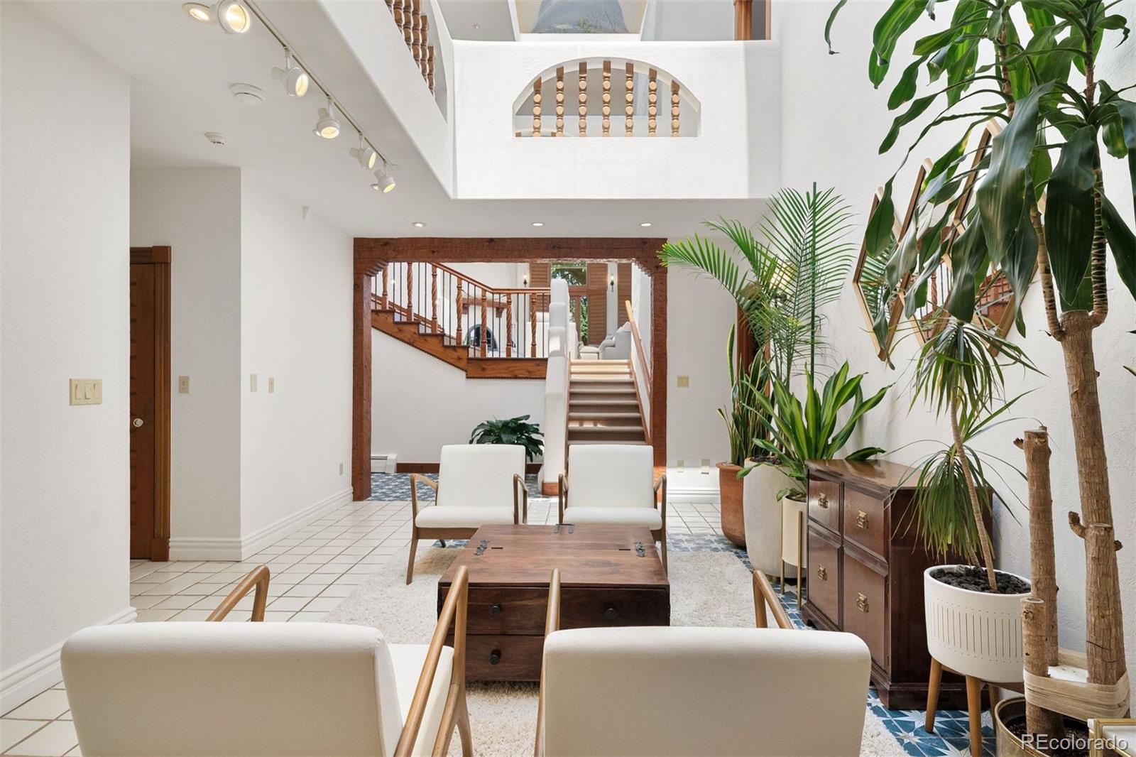 11 Carriage Lane