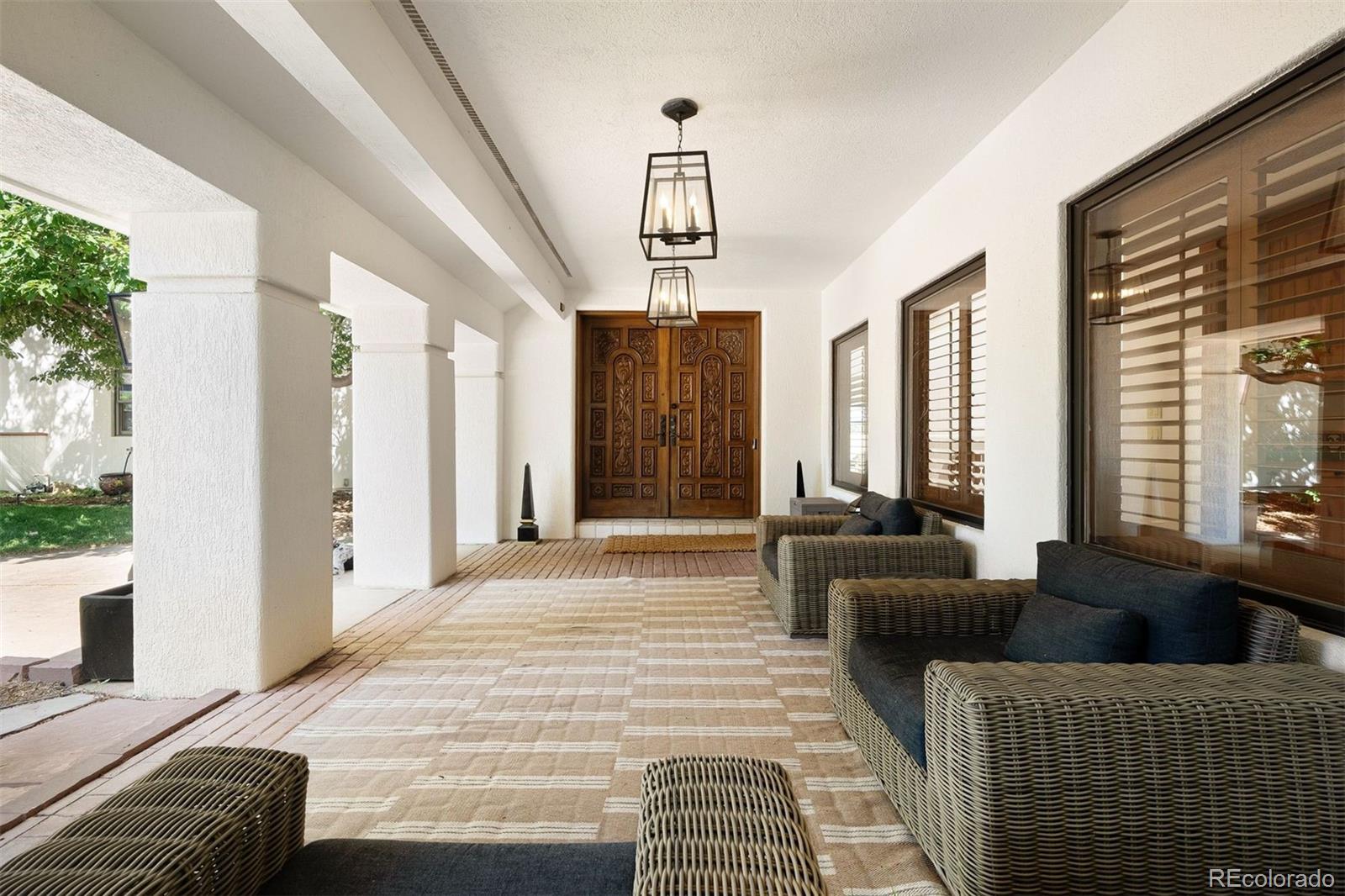 11 Carriage Lane