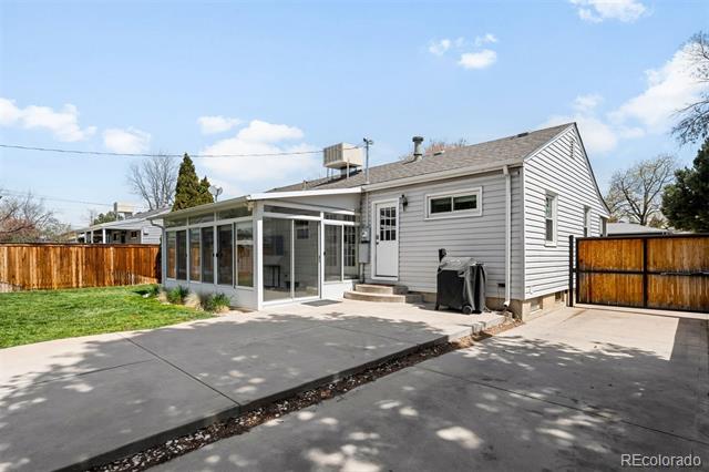 1757 S Elm Street