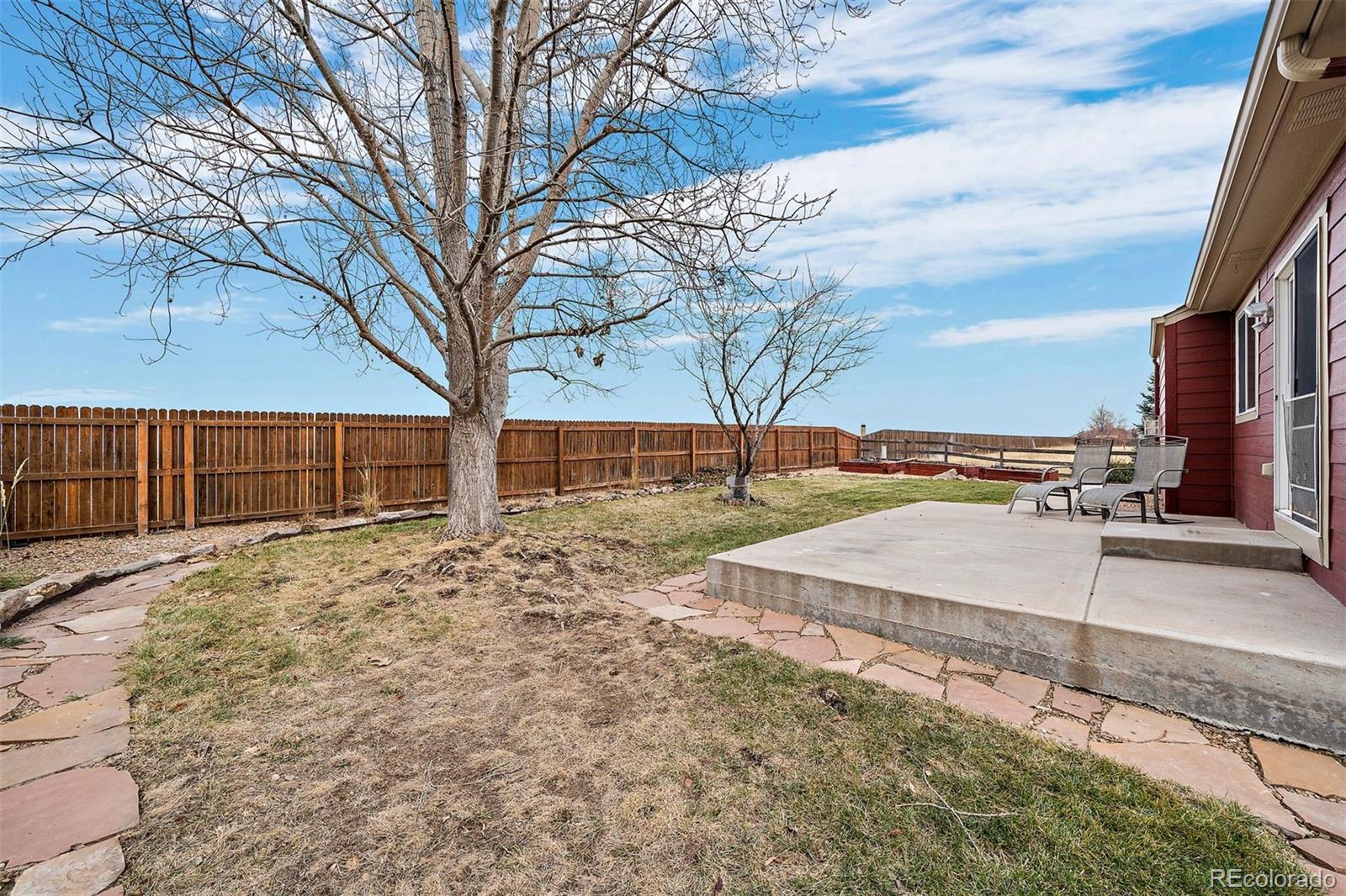 6723 Thistle Ridge Avenue