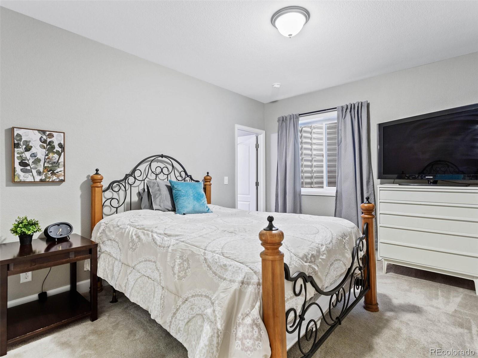 14176 Double Dutch Circle