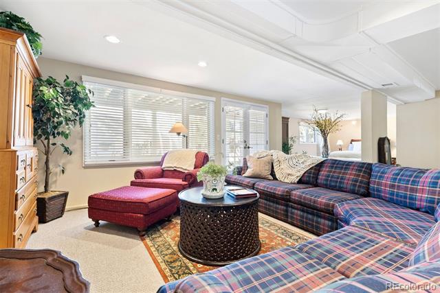 4505 S Yosemite Street Unit: 106