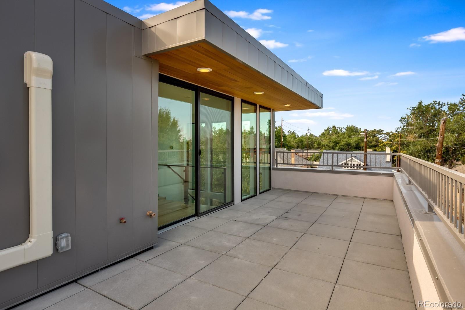 2322 W 33rd Avenue