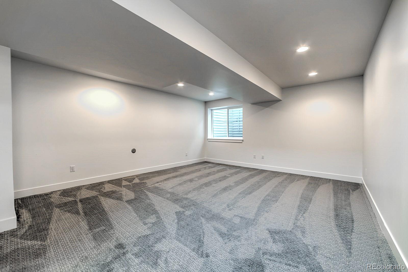 2322 W 33rd Avenue