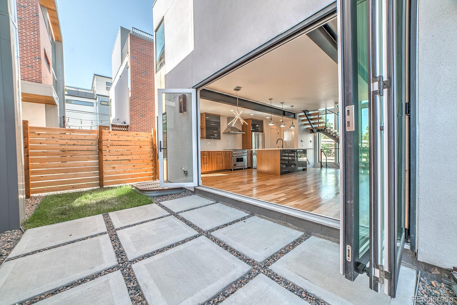 2322 W 33rd Avenue