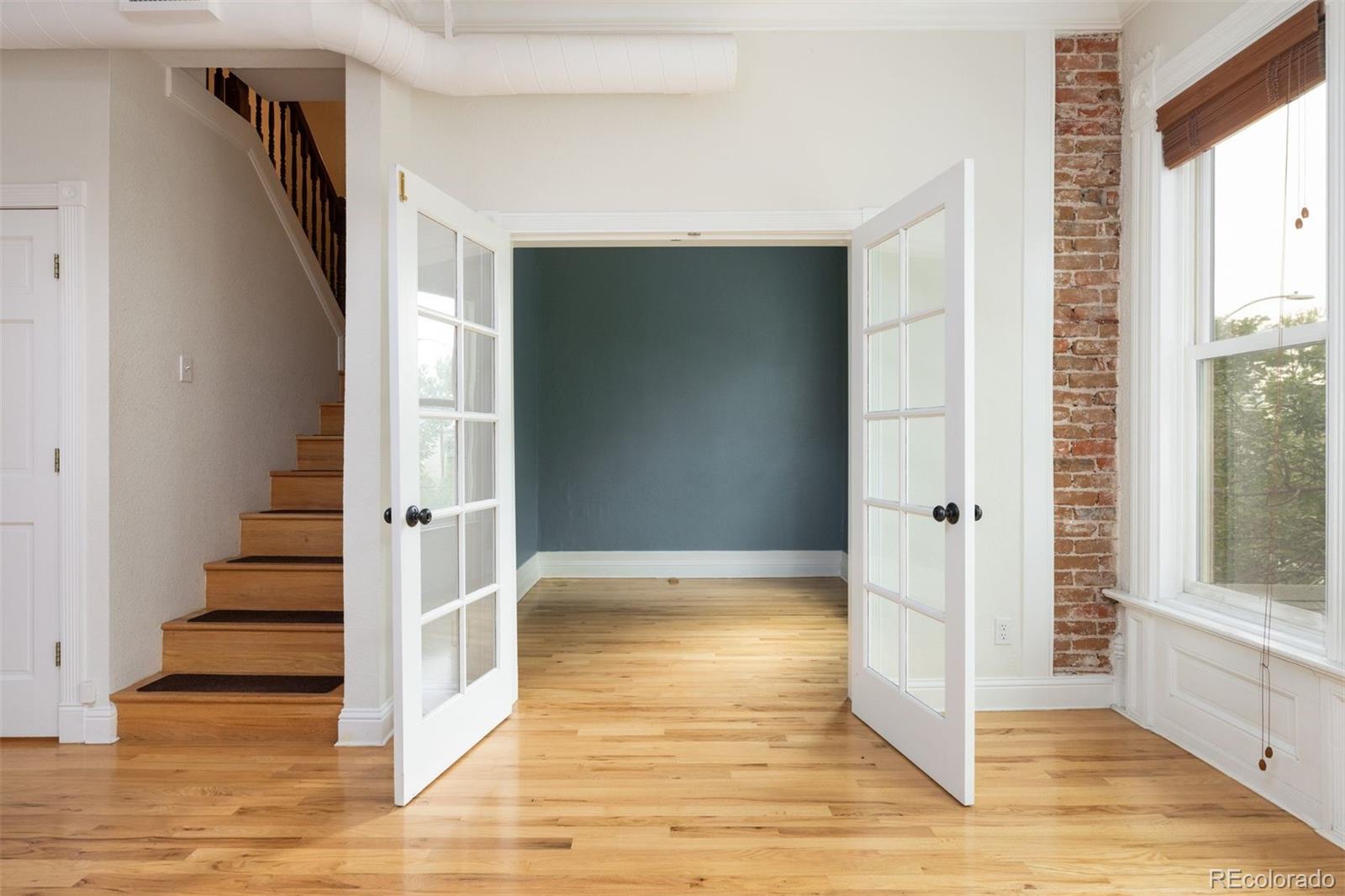 1553 N High Street Unit: 201
