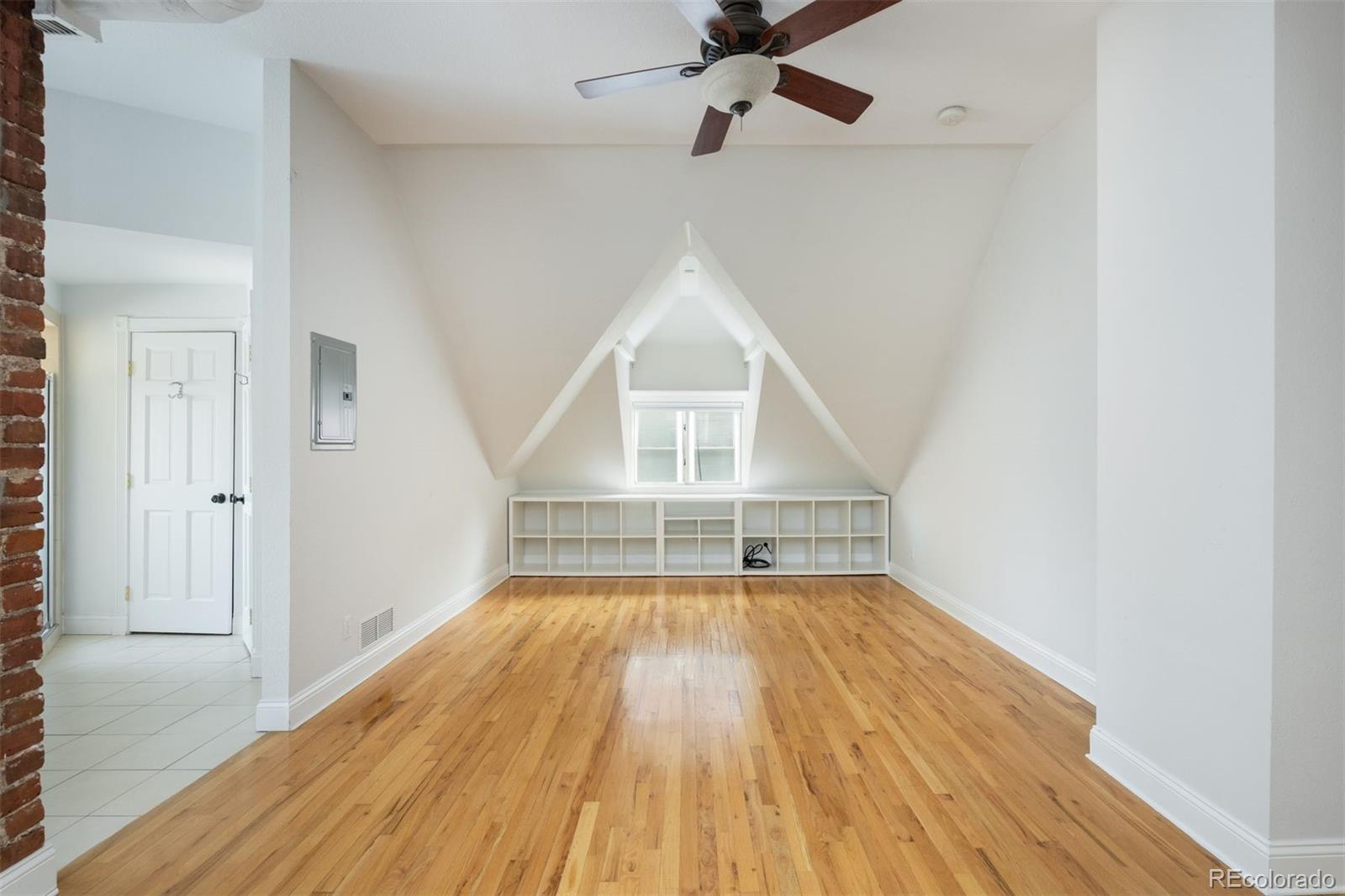 1553 N High Street Unit: 201