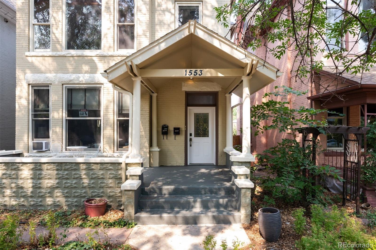 1553 N High Street Unit: 201