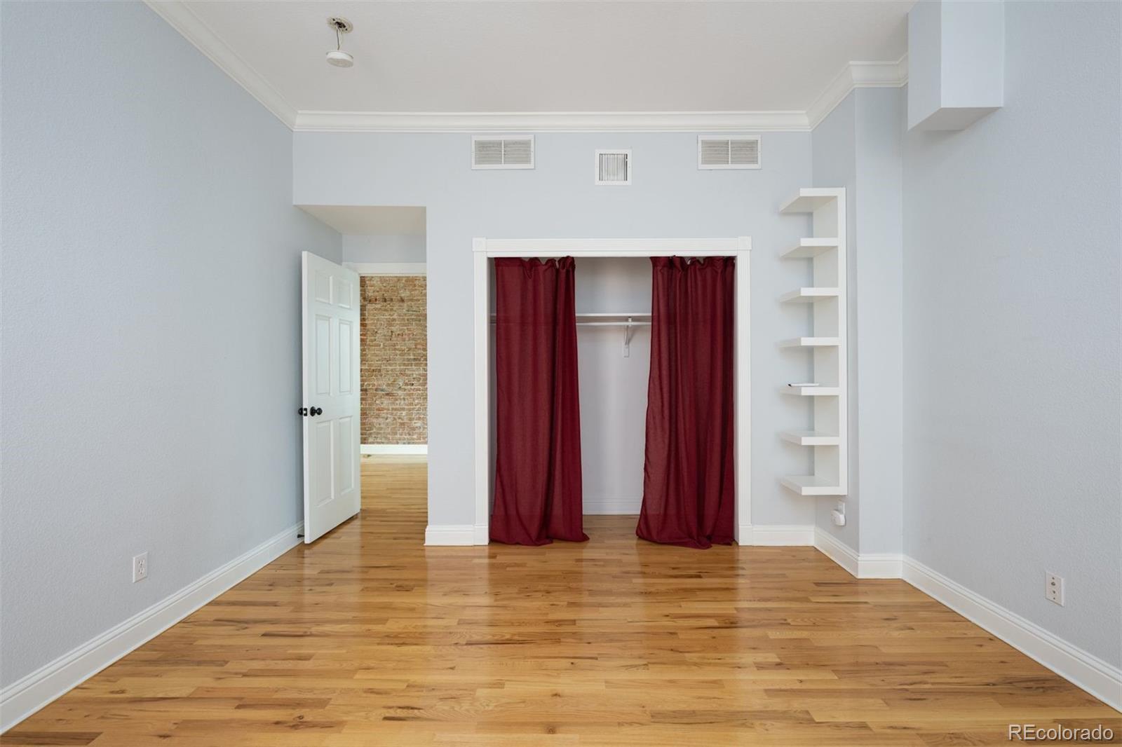 1553 N High Street Unit: 201