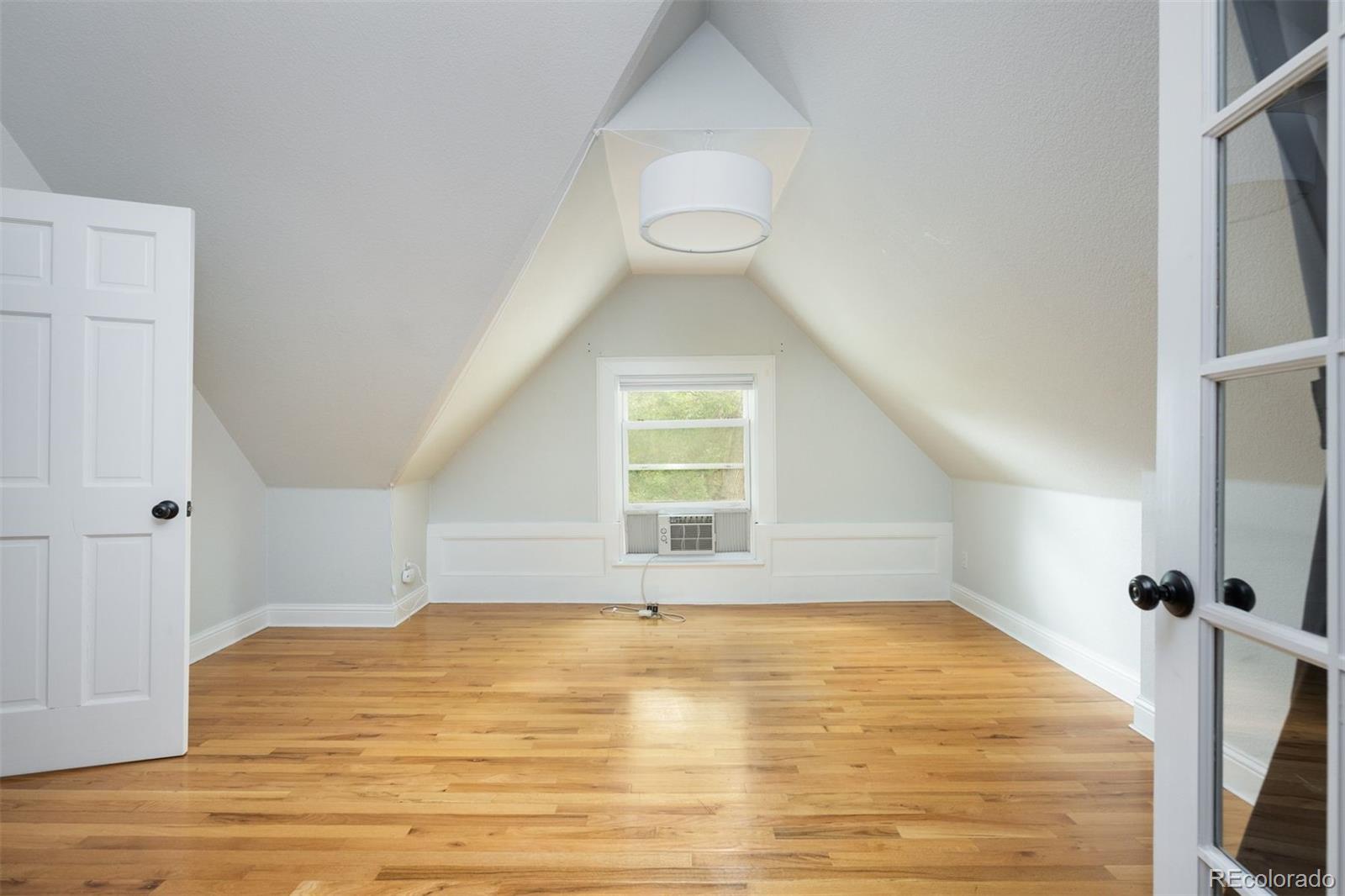 1553 N High Street Unit: 201