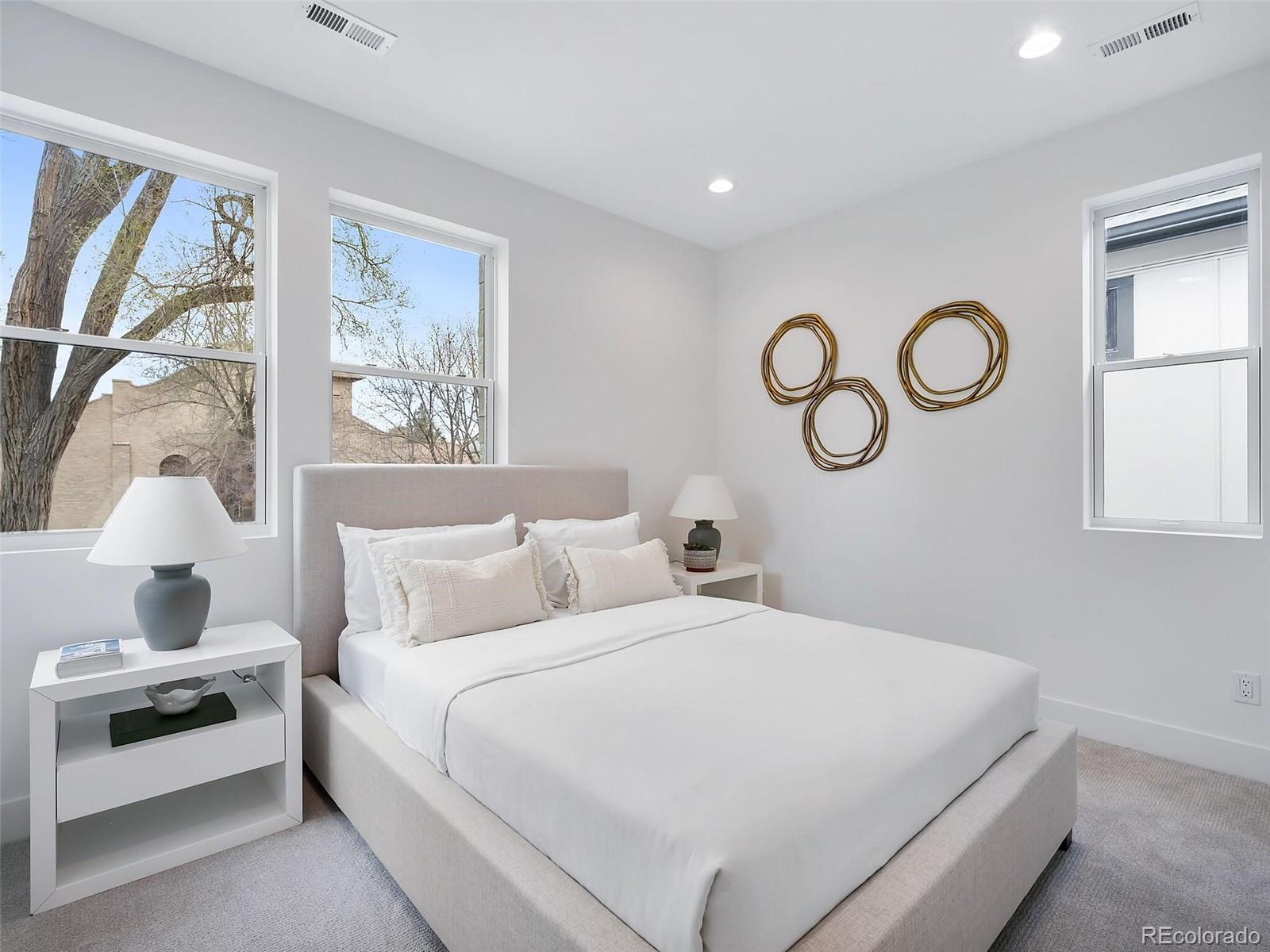 570 Adams Street