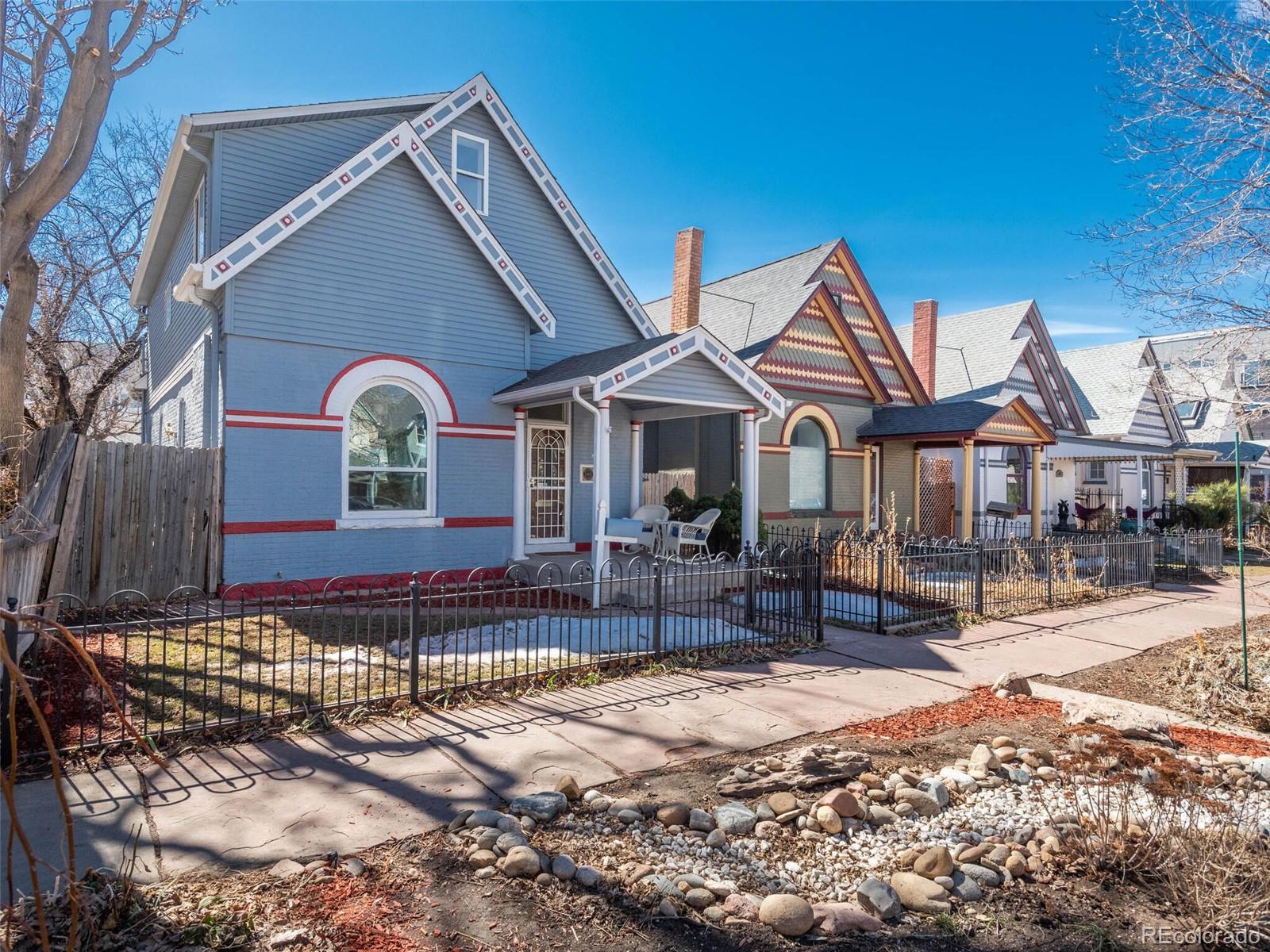 174 W Byers Place