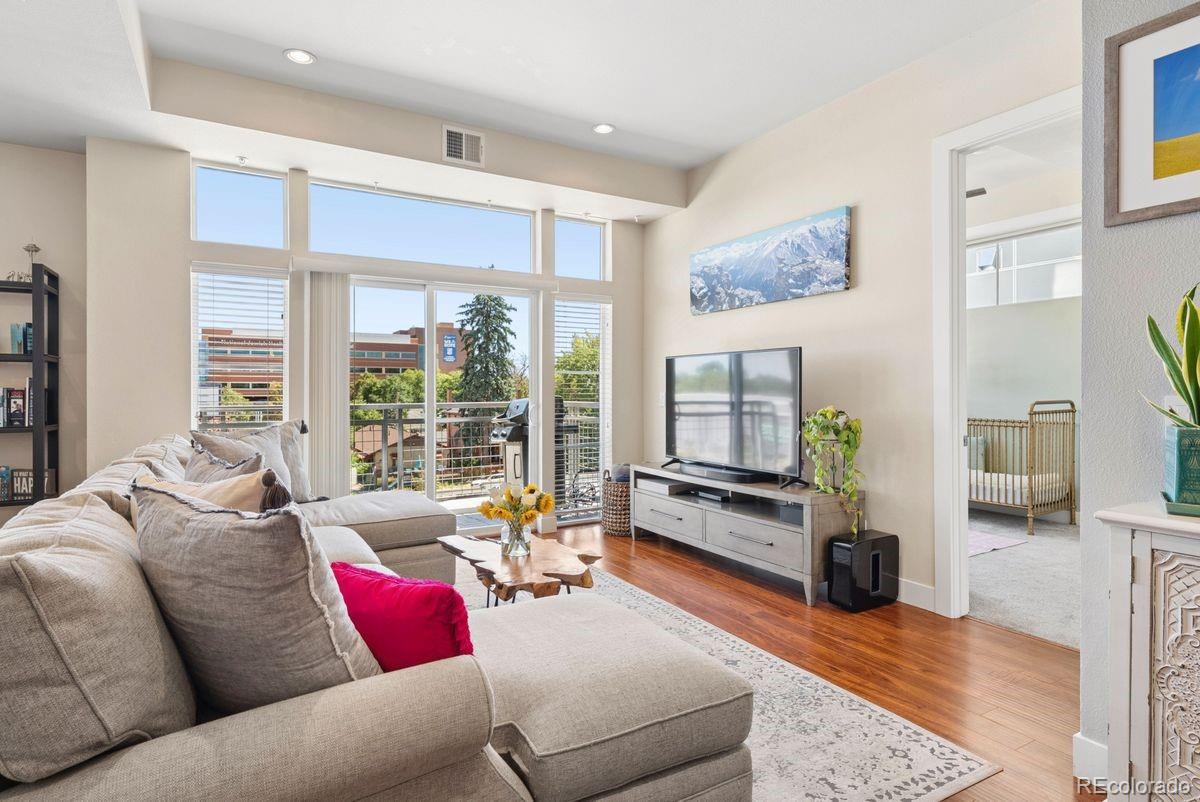 1488 Madison Street Unit: 307