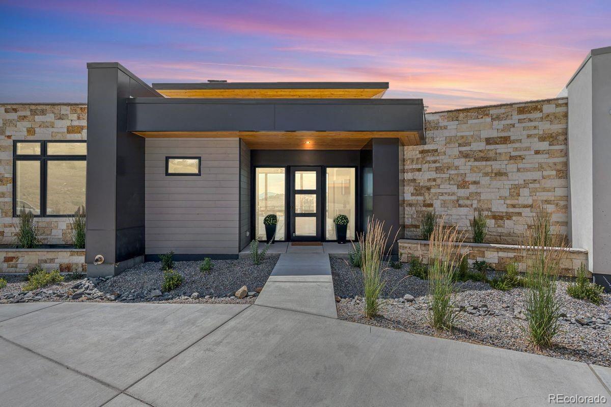 545 Strada Rossa Road