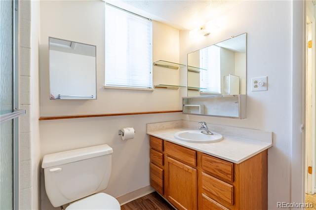 2700 S Holly Street Unit: 115