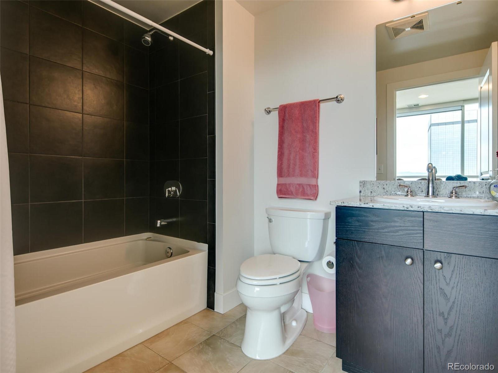 2001 Lincoln Street Unit: 2624